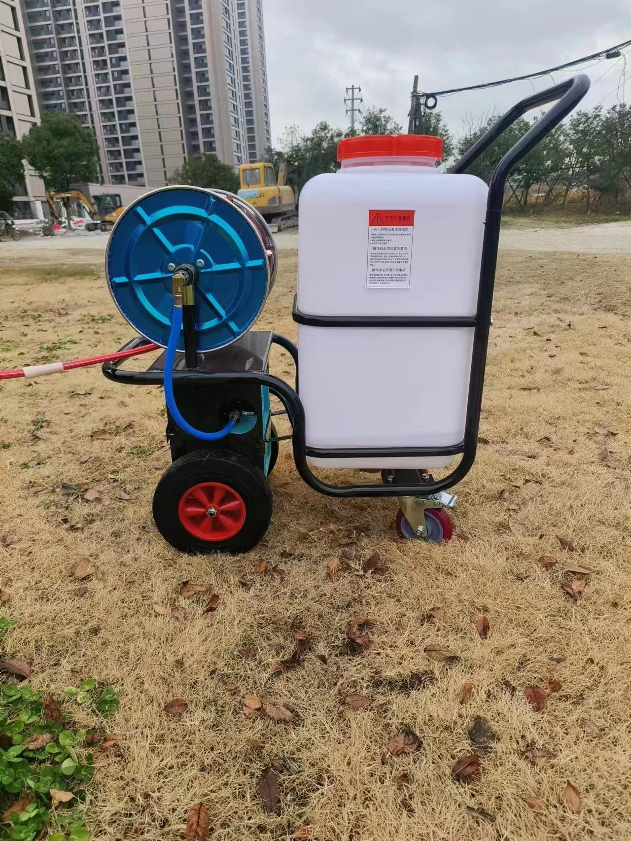 機動推車式充電常量噴霧器 型號：HM-60CD